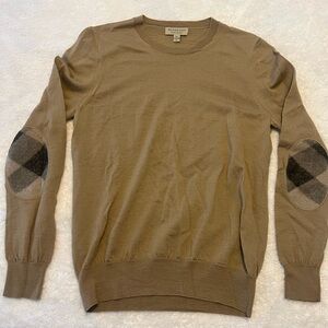 Burberry Sweater - M